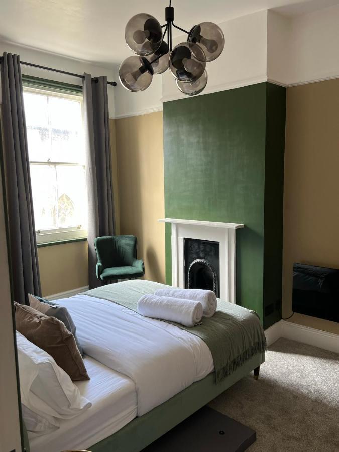 Luxury 1 Bed Flat In Close To The Sea- Soho House Style Apartment